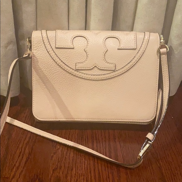 Tory Burch Handbags - Tory Burch Cross Body Bag